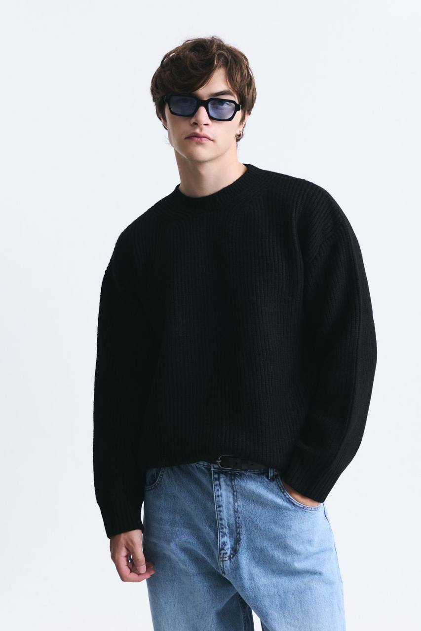 V60-31
Oversize Sweater