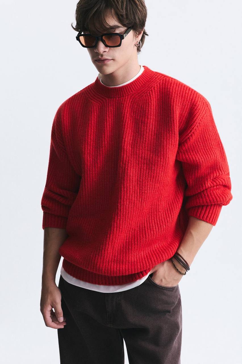 V60-31
Oversize Sweater